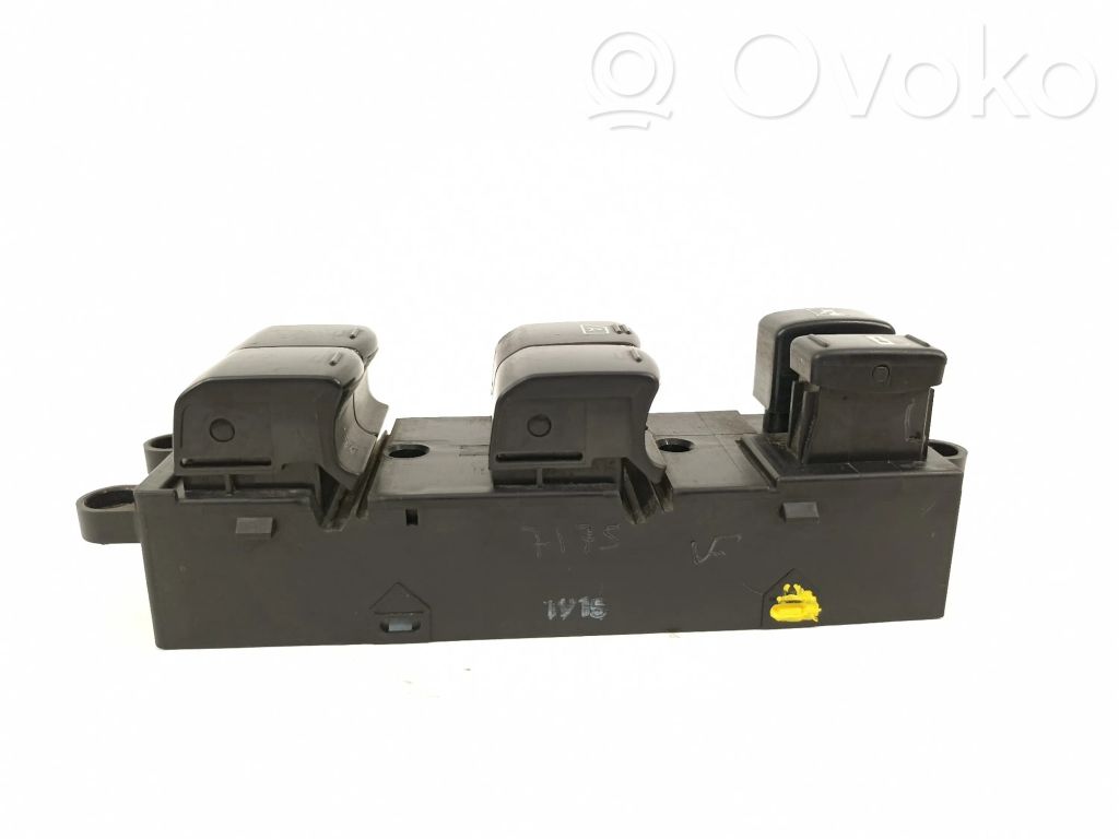 Subaru Forester SH Electric window control switch 