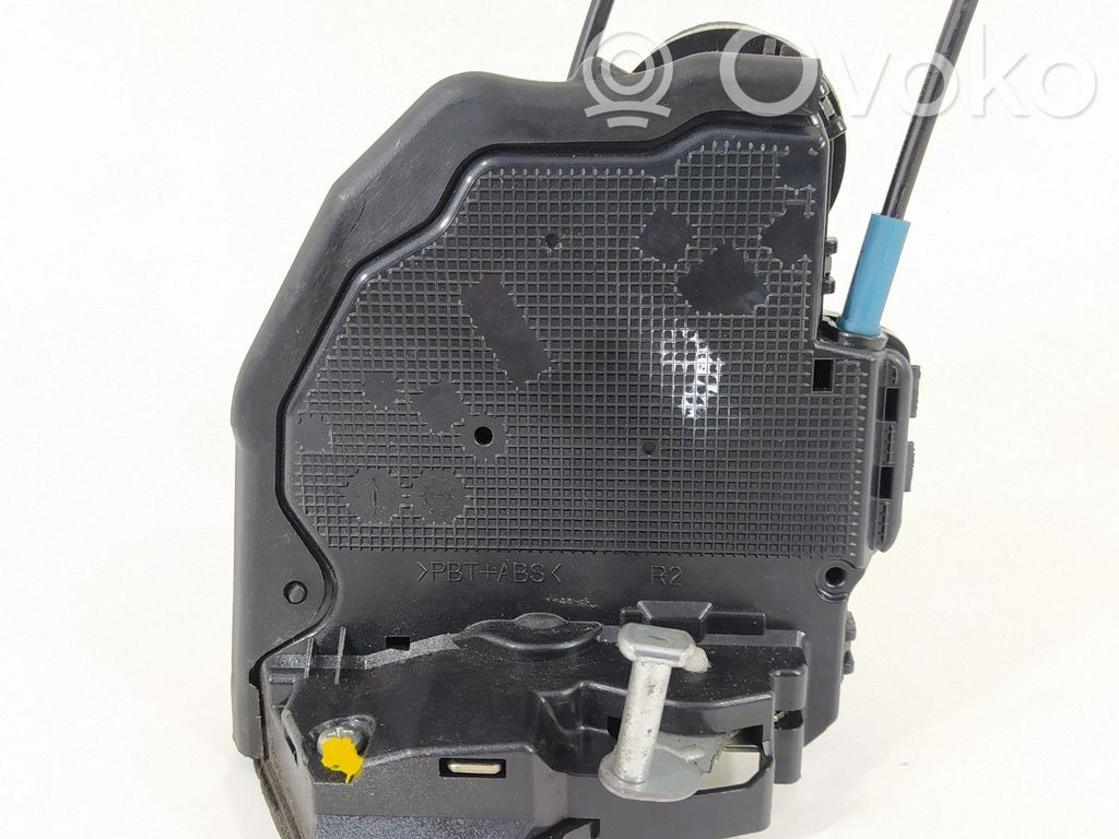 Toyota RAV 4 (XA30) Rear door lock 