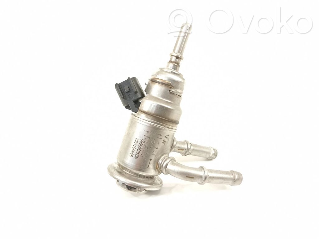 Inyector de combustible   9842811780