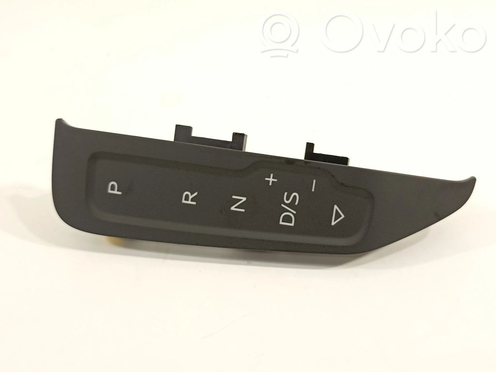 Multifunctional control switch/knob   82B713463