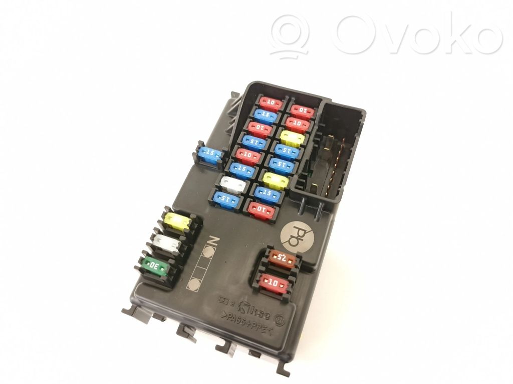 KIA Xceed Unidad de control del BSM 