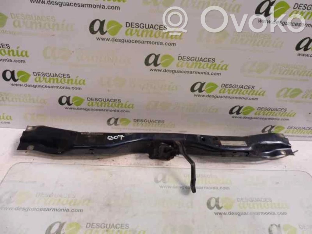 Chrysler Voyager Travesaño del parachoques delantero 