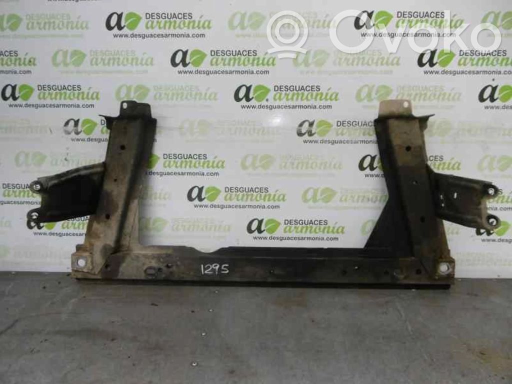 Renault Megane II Front bumper cross member 