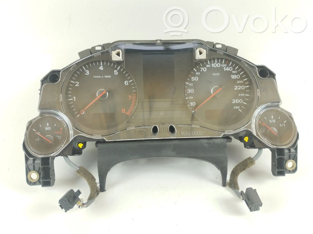 Speedometer (instrument cluster)   4E0920900E,4E0910900