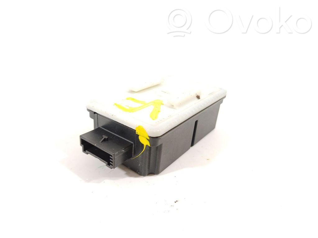 Otras unidades de control/módulos   95800A2100