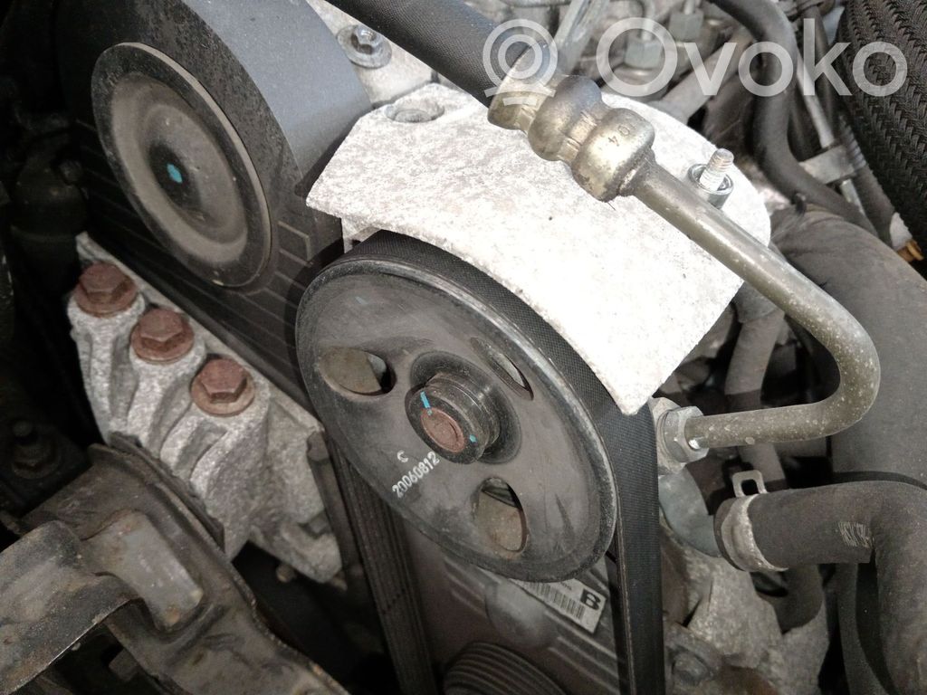 Chevrolet Captiva Ohjaustehostimen pumppu 
