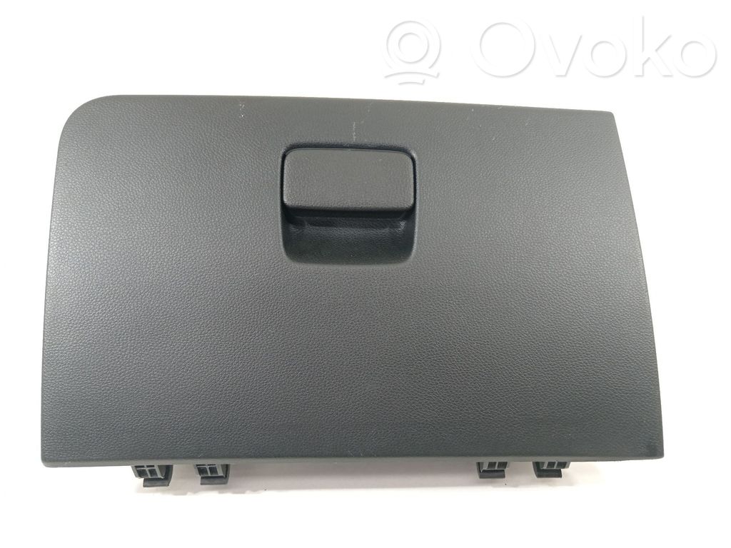 Guantera   84510G6000