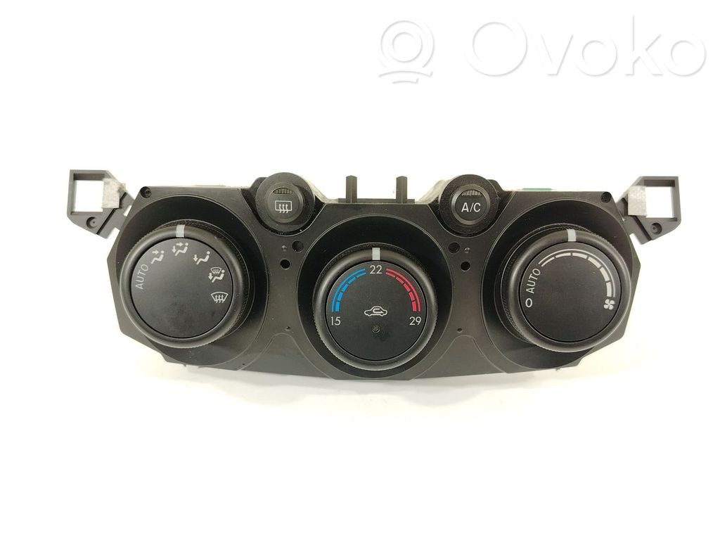 Mazda 2 Air conditioner control unit module 