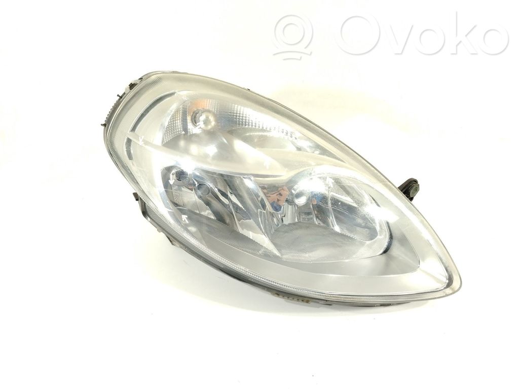 Lancia Ypsilon Headlight/headlamp 