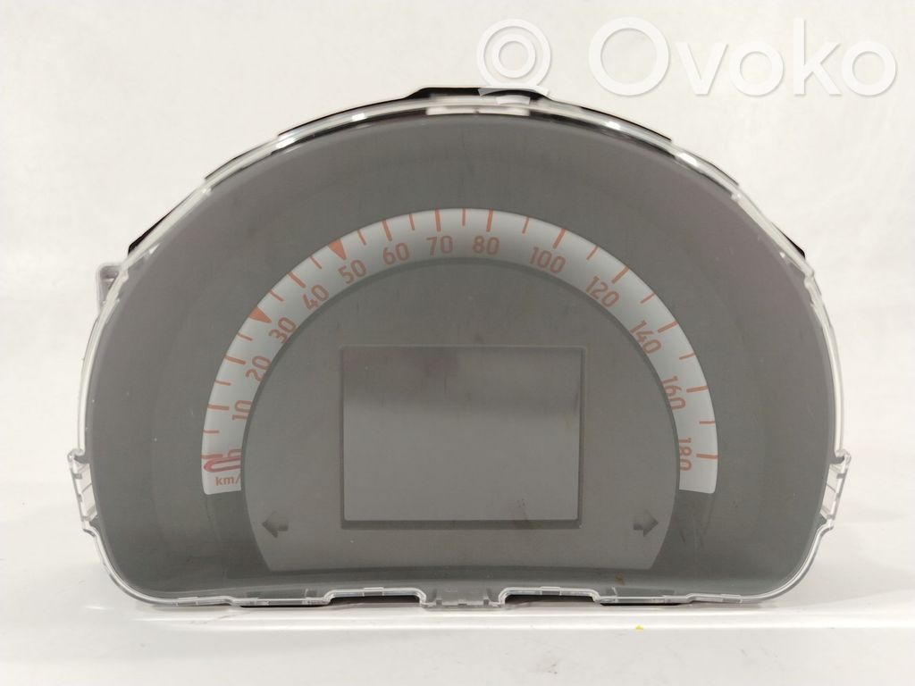 Smart ForFour II W453 Vitezometru (grup de instrumente) 