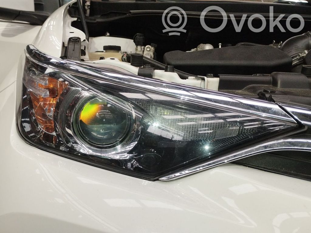 Toyota Auris E180 Scheinwerfer 