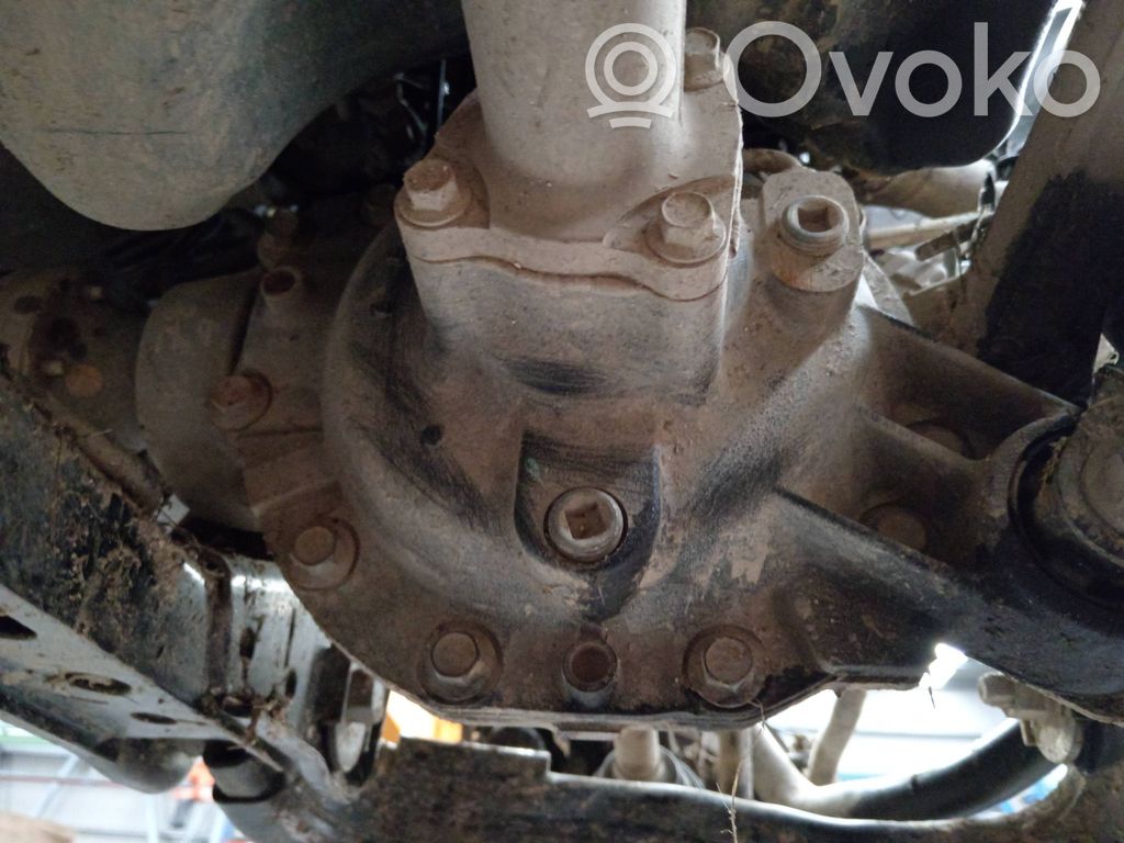 Front differential   1806705,1909340A