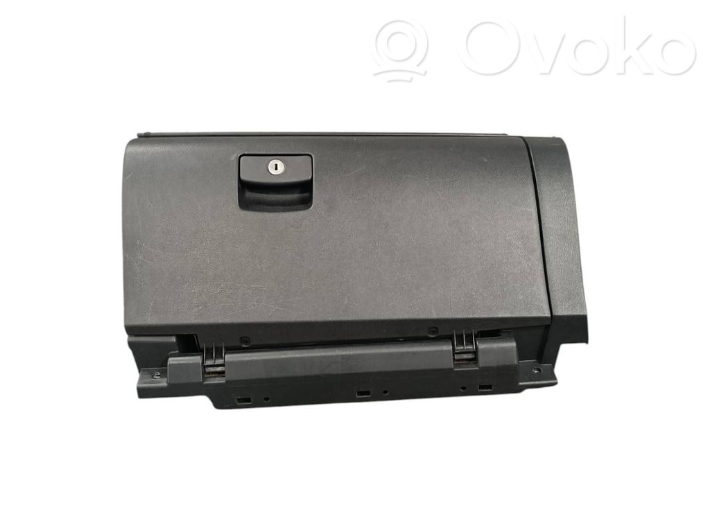 Subaru Outback (BS) Glove box set 