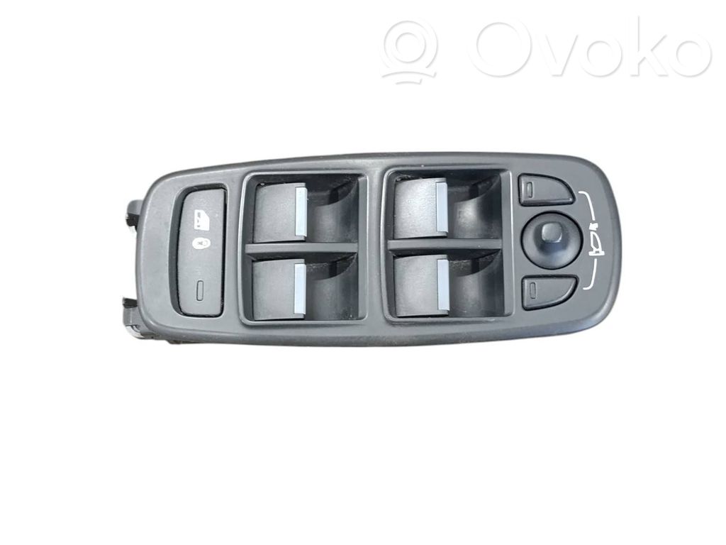 Jaguar XE Electric window control switch 