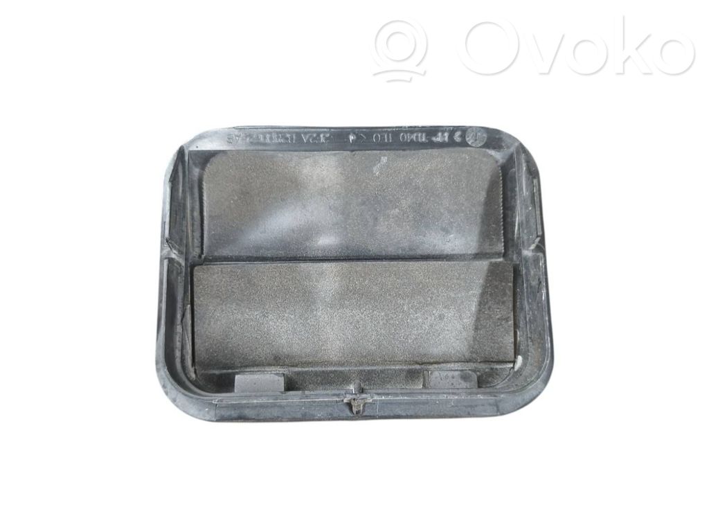 Tesla Model S Plaid Quarter panel pressure vent 