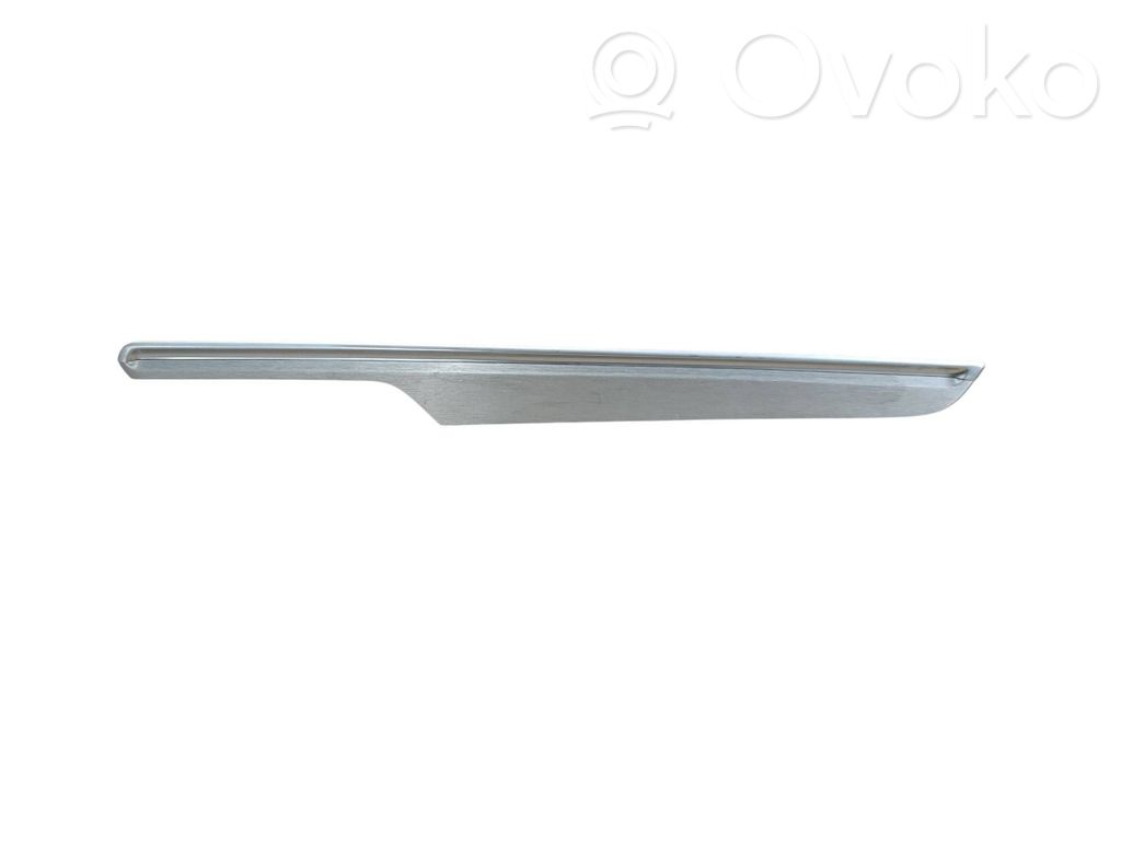 Porsche Macan (95B) Rear door card trim 