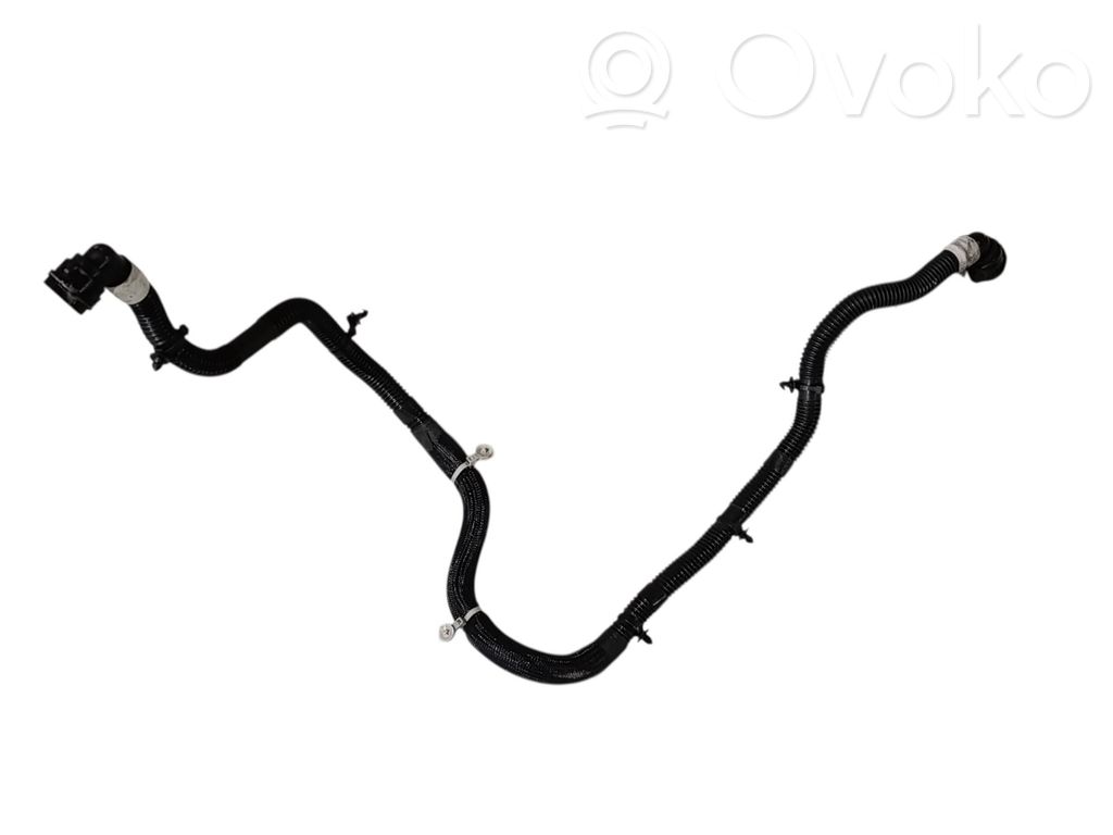 Tesla Model Y Engine coolant pipe/hose 