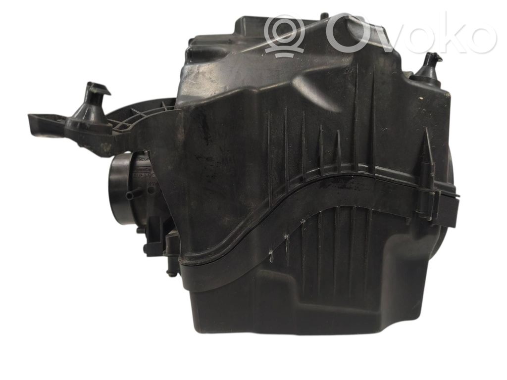 Volvo V40 Air filter box 