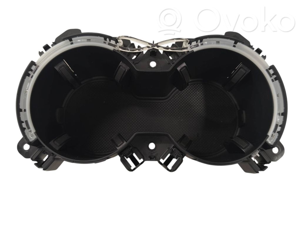 Audi A5 Cup holder front 