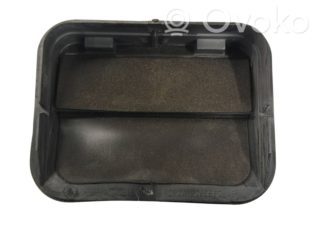 Tesla Model S Quarter panel pressure vent 