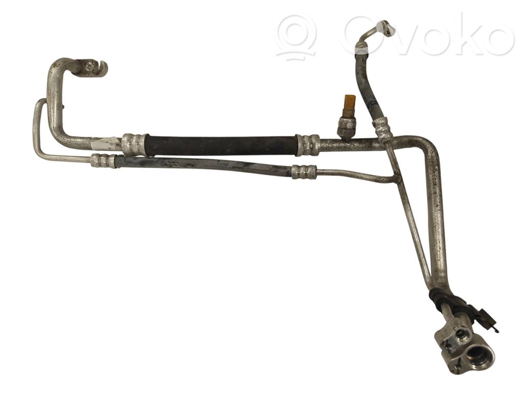Ilmastointilaitteen putki (A/C)   106258300C