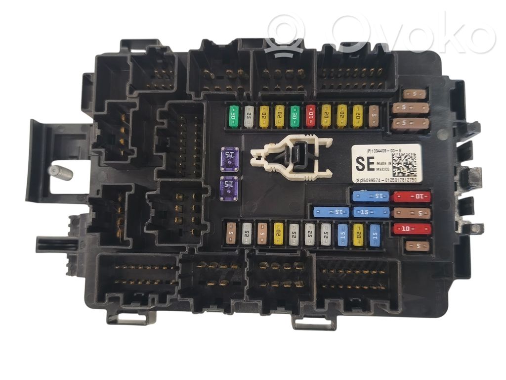 Tesla Model S Fuse module 