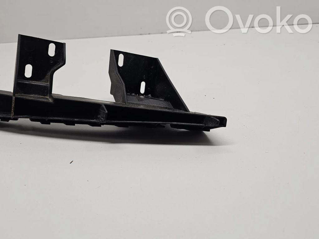 Audi Q7 4L Front bumper mounting bracket 