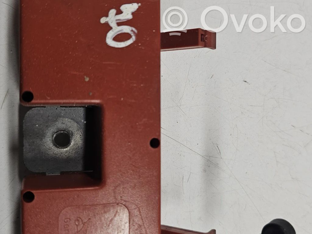 Volvo S70  V70  V70 XC Antenos stiprintuvas 