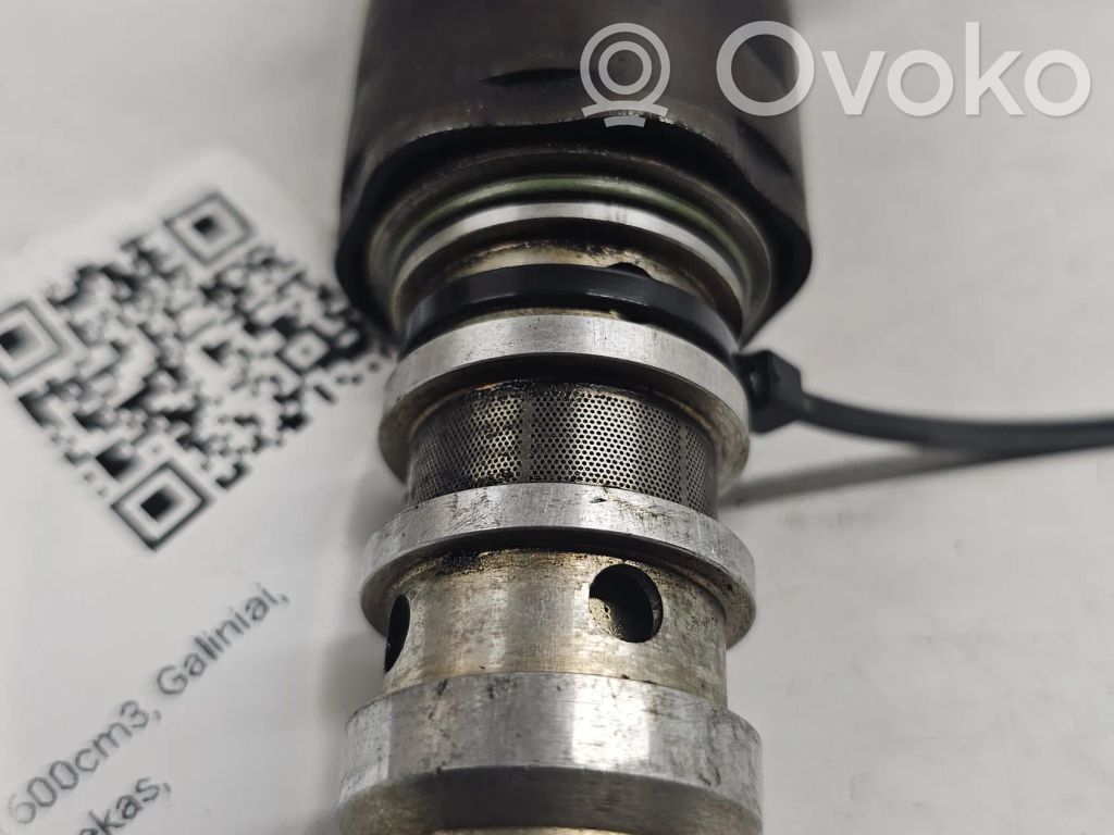 BMW 1 E81 E87 Paskirstymo velenėlio adaptacijos vožtuvas (vanos vožtuvas) 
