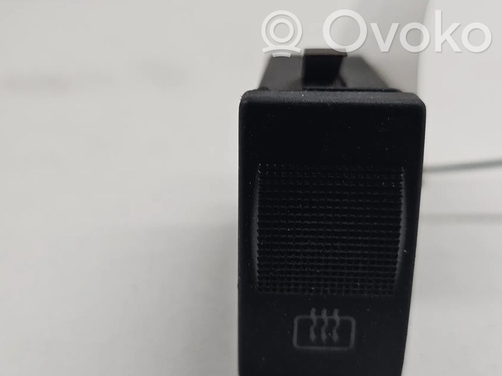 Audi A4 S4 B5 8D Windscreen/window heater switch 
