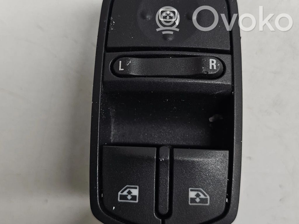 Opel Corsa D Electric window control switch 