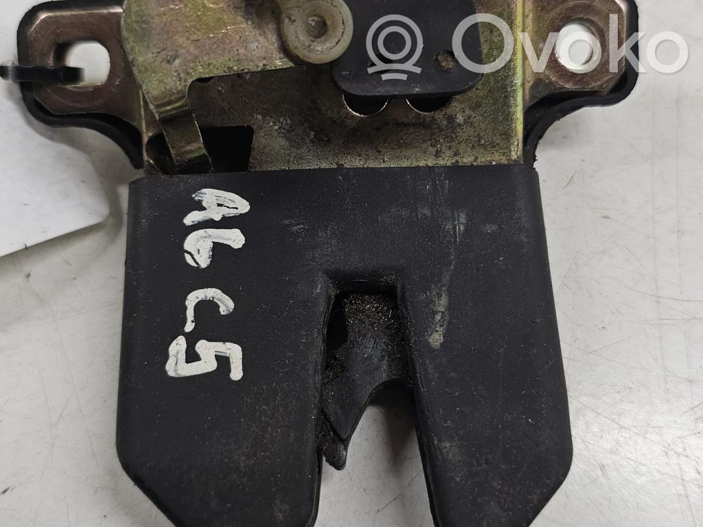 Audi A6 S6 C5 4B Tailgate/trunk/boot lock/catch/latch 