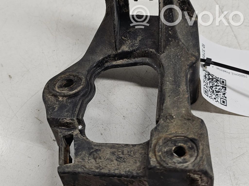 Audi A6 S6 C5 4B Front bumper mounting bracket 