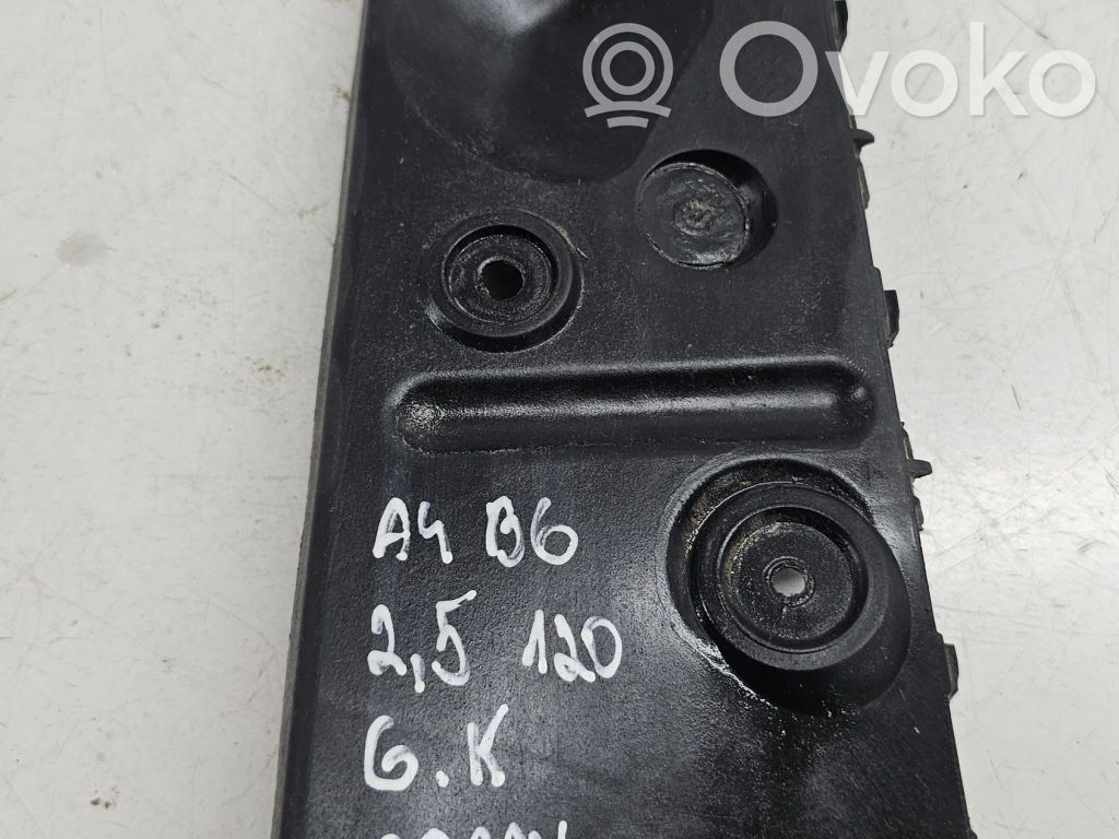 Audi A4 S4 B6 8E 8H Uchwyt / Mocowanie zderzaka tylnego 