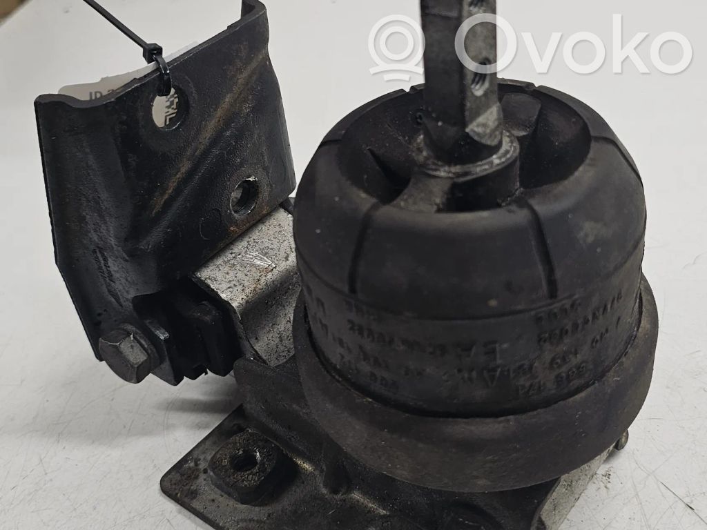 Ford Galaxy Gearbox mount 