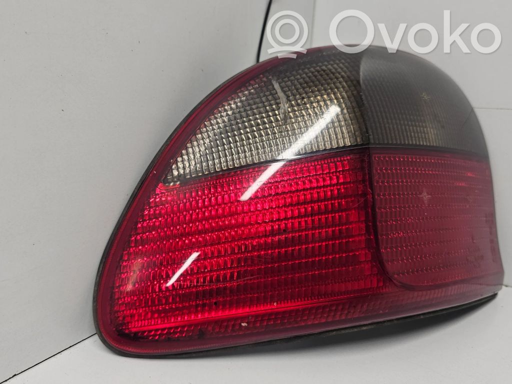 Opel Omega B1 Galinis žibintas kėbule 