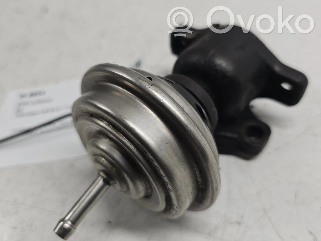 Volkswagen Golf III EGR vožtuvas 
