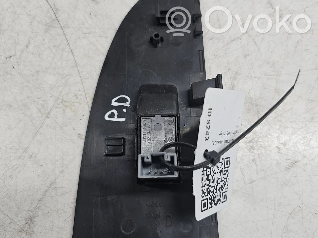 Seat Leon (1P) Electric window control switch 