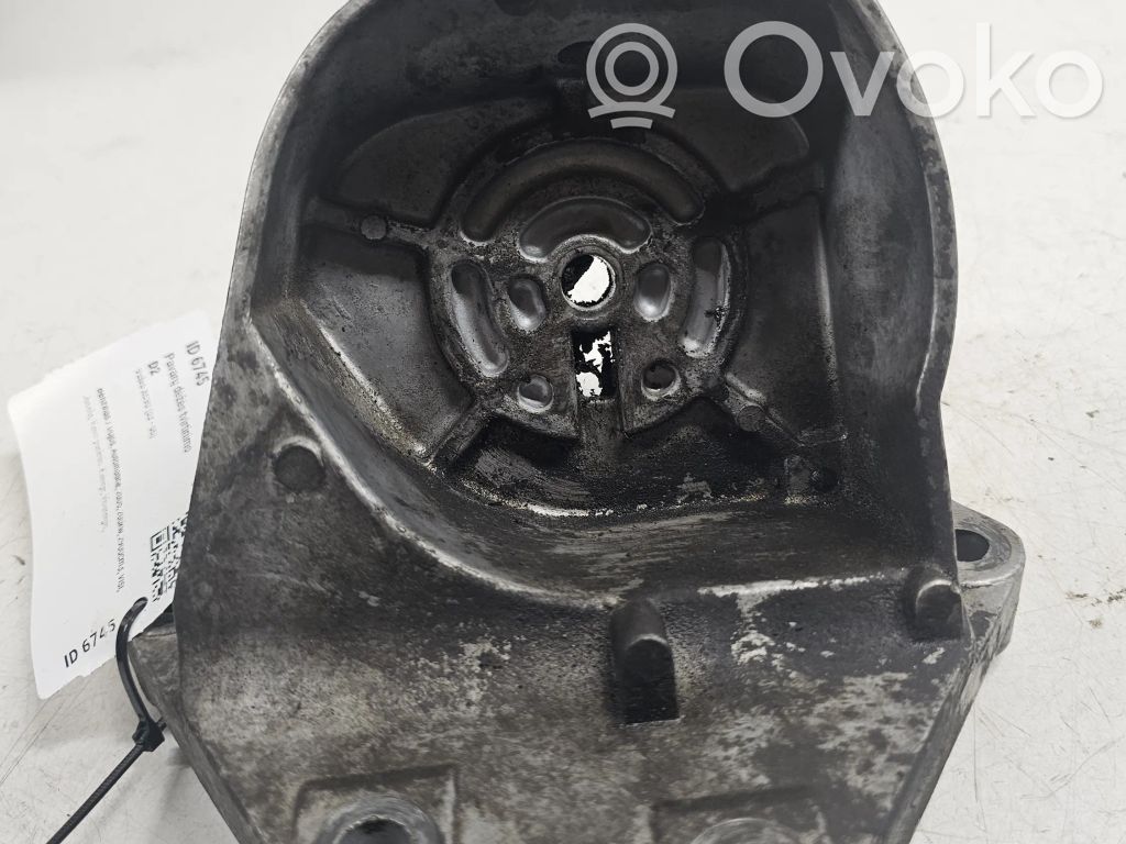 Volvo XC90 Gearbox mounting bracket 