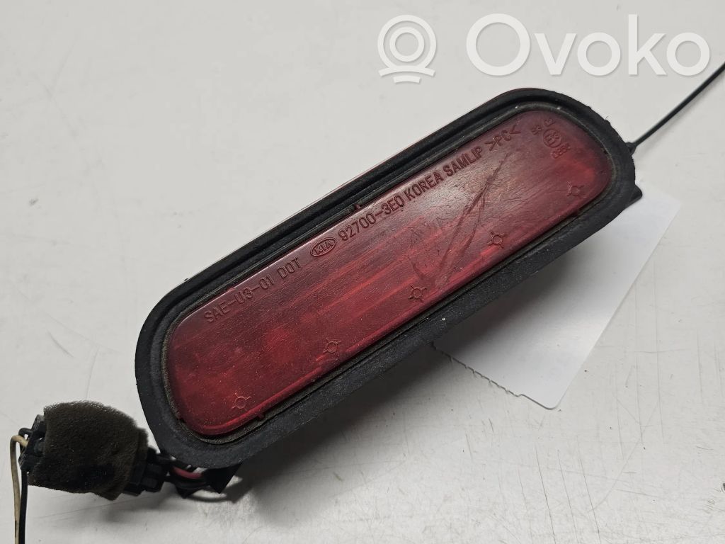 KIA Sorento Third/center stoplight 
