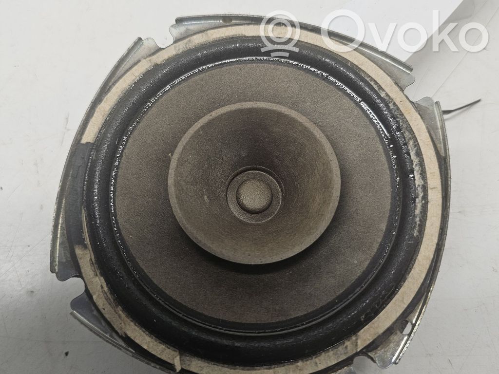 Etuoven kaiutin   E26640