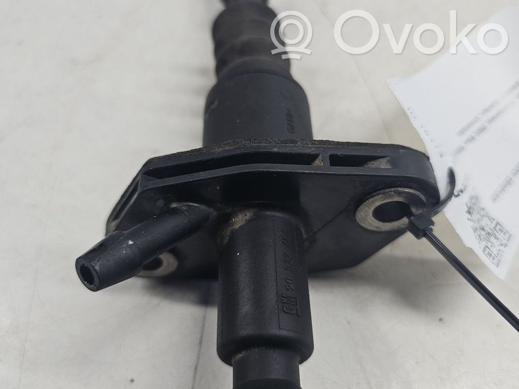 Opel Vectra B Kytkimen pääsylinteri 