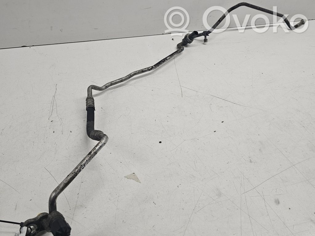 BMW 5 E60 E61 Ilmastointilaitteen putki (A/C) 
