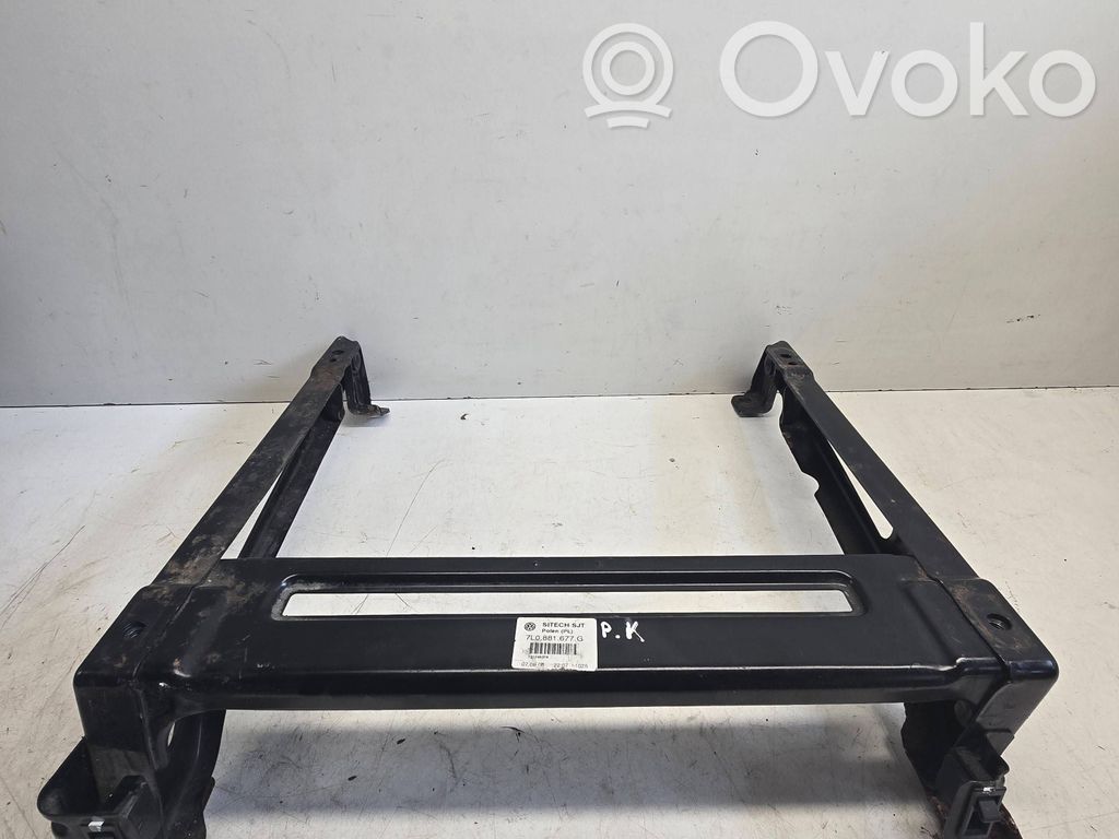 Audi Q7 4L Driver seat console base 