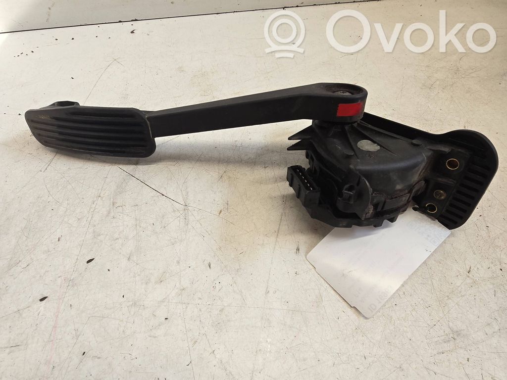 Volvo S80 Akceleratoriaus pedalas 