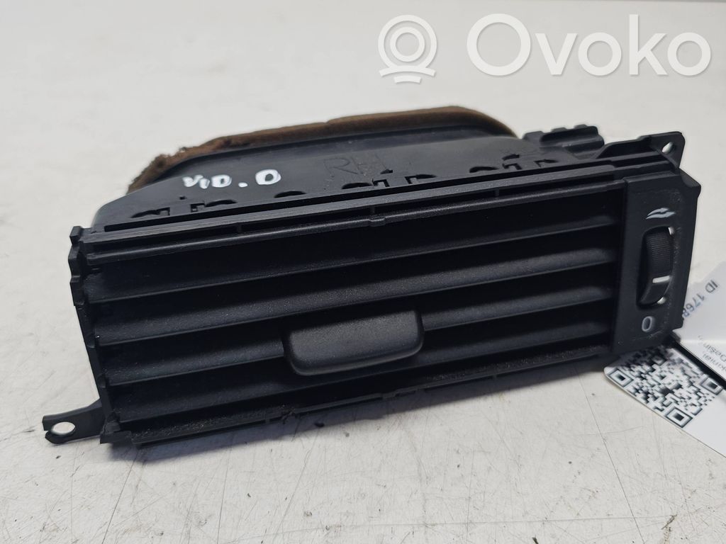 Volvo V70 Rejilla de ventilación central del panel 