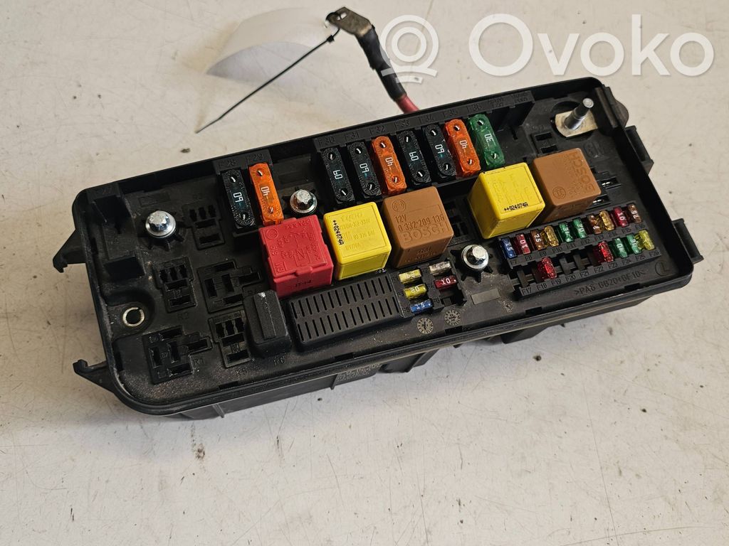 Opel Vectra C Fuse module 