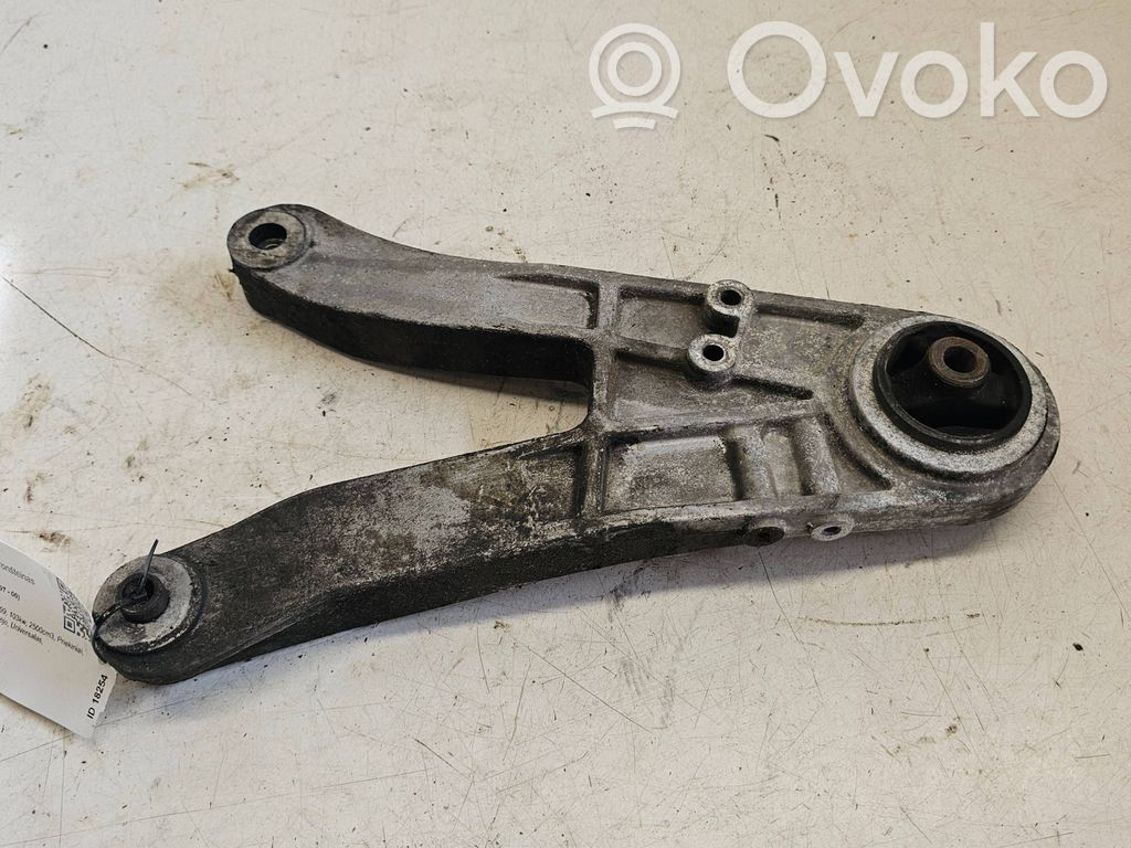 Volvo S70  V70  V70 XC Engine mounting bracket 