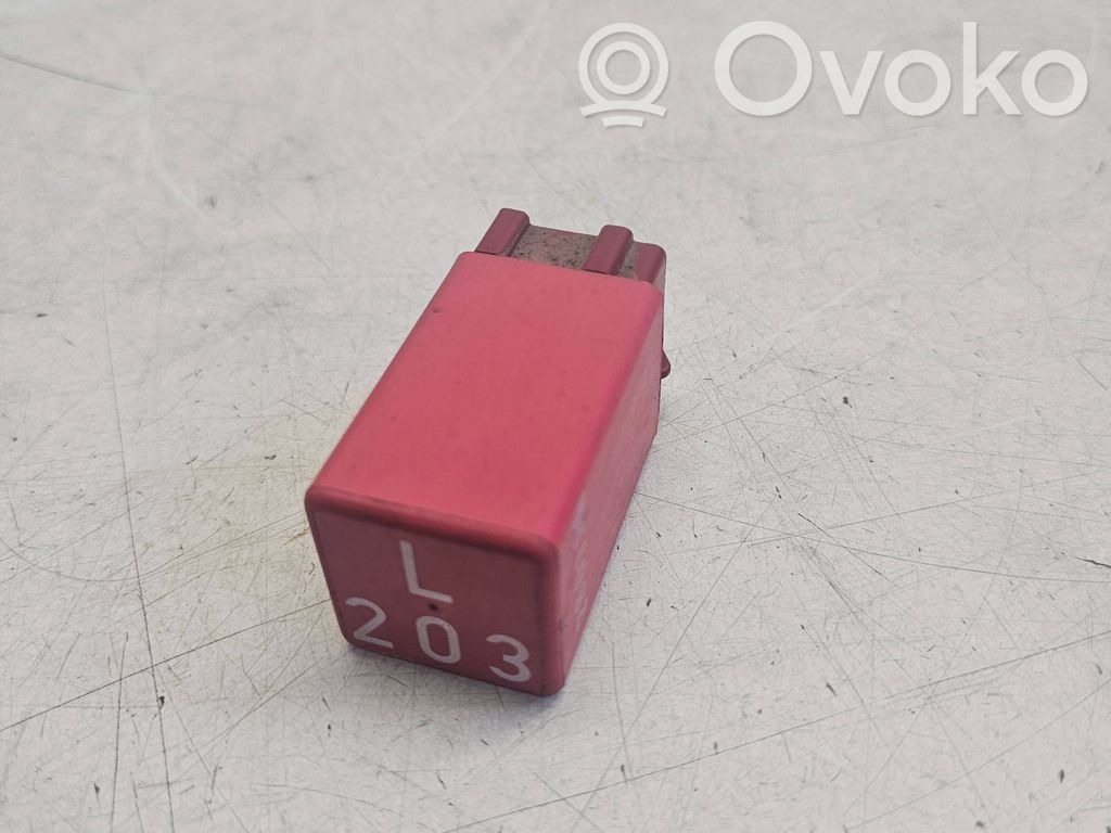 Volvo S70  V70  V70 XC Other relay 