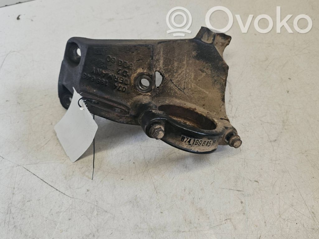 Volvo S70  V70  V70 XC Driveshaft support bearing bracket 